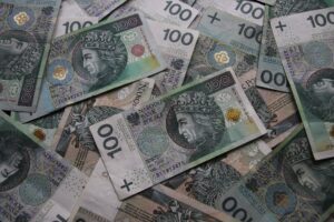 euro-banknotes-4073891_1920